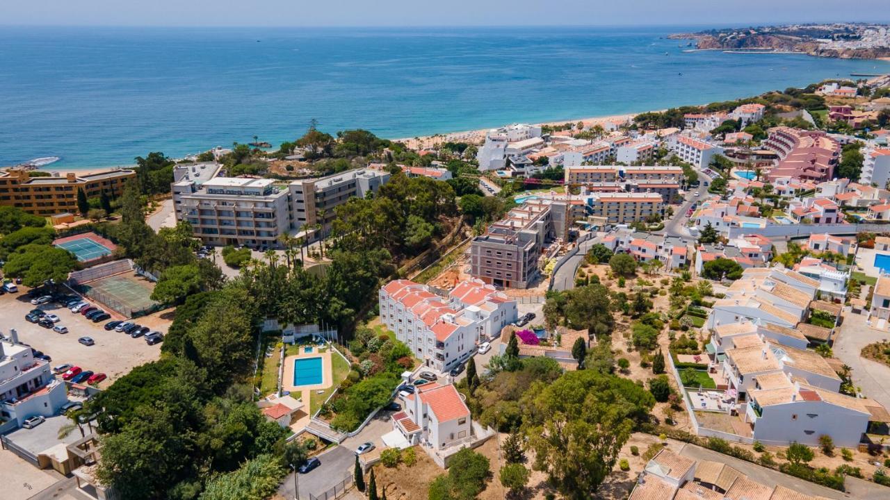 Charming Beachside Apartment W/ Pool By Lovelystay Албуфейра Экстерьер фото
