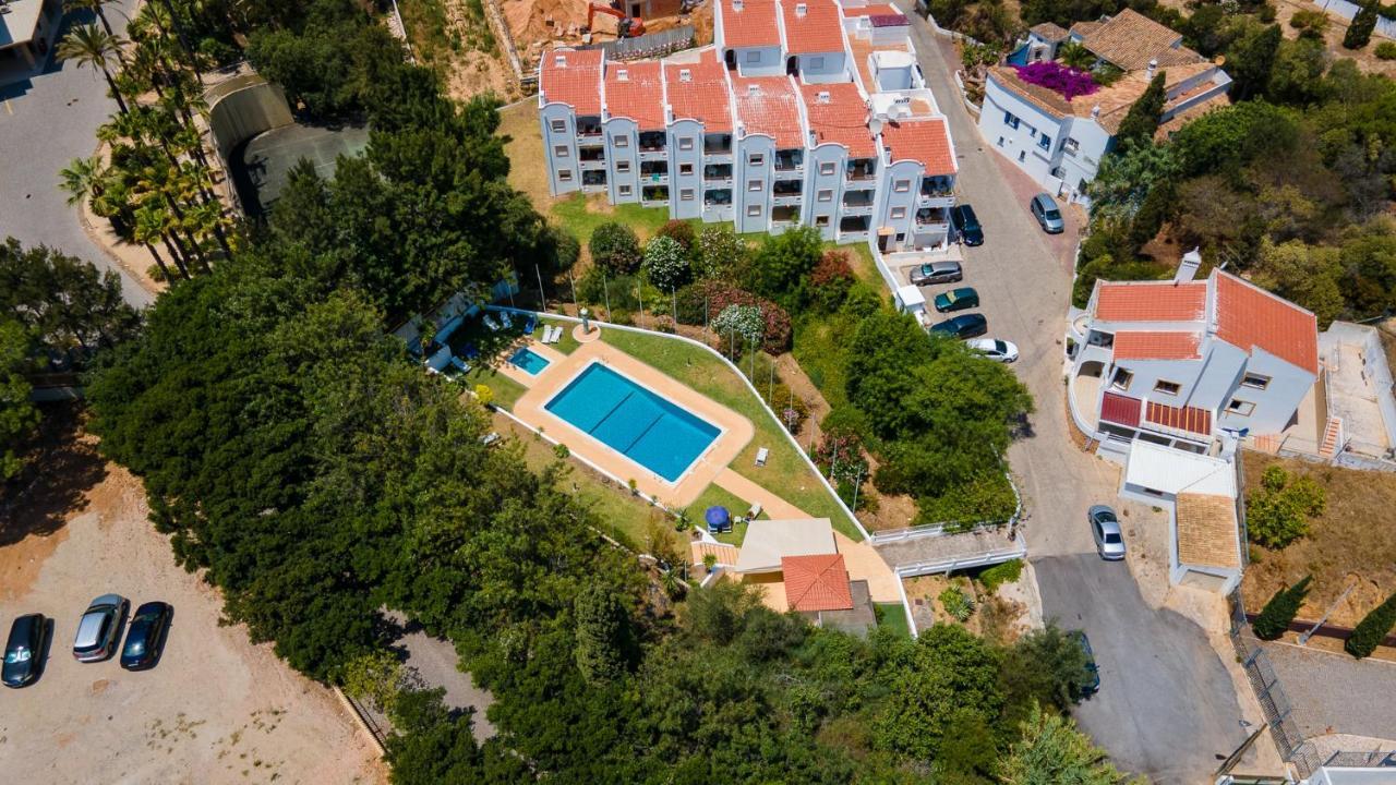 Charming Beachside Apartment W/ Pool By Lovelystay Албуфейра Экстерьер фото